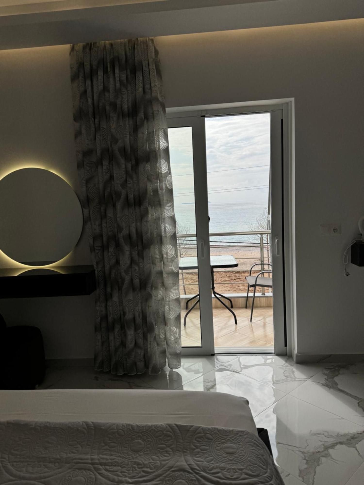 Ionian View B&B Himarë Pokoj fotografie