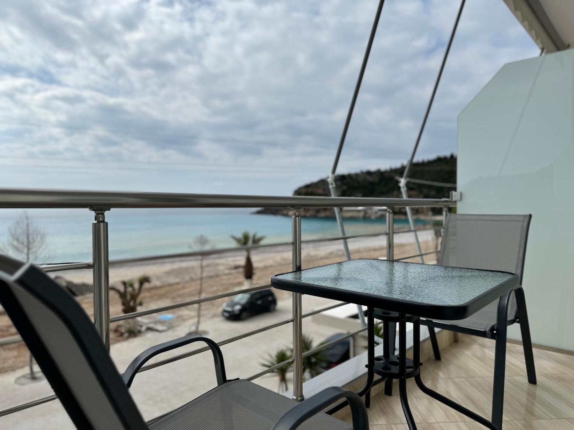 Ionian View B&B Himarë Pokoj fotografie